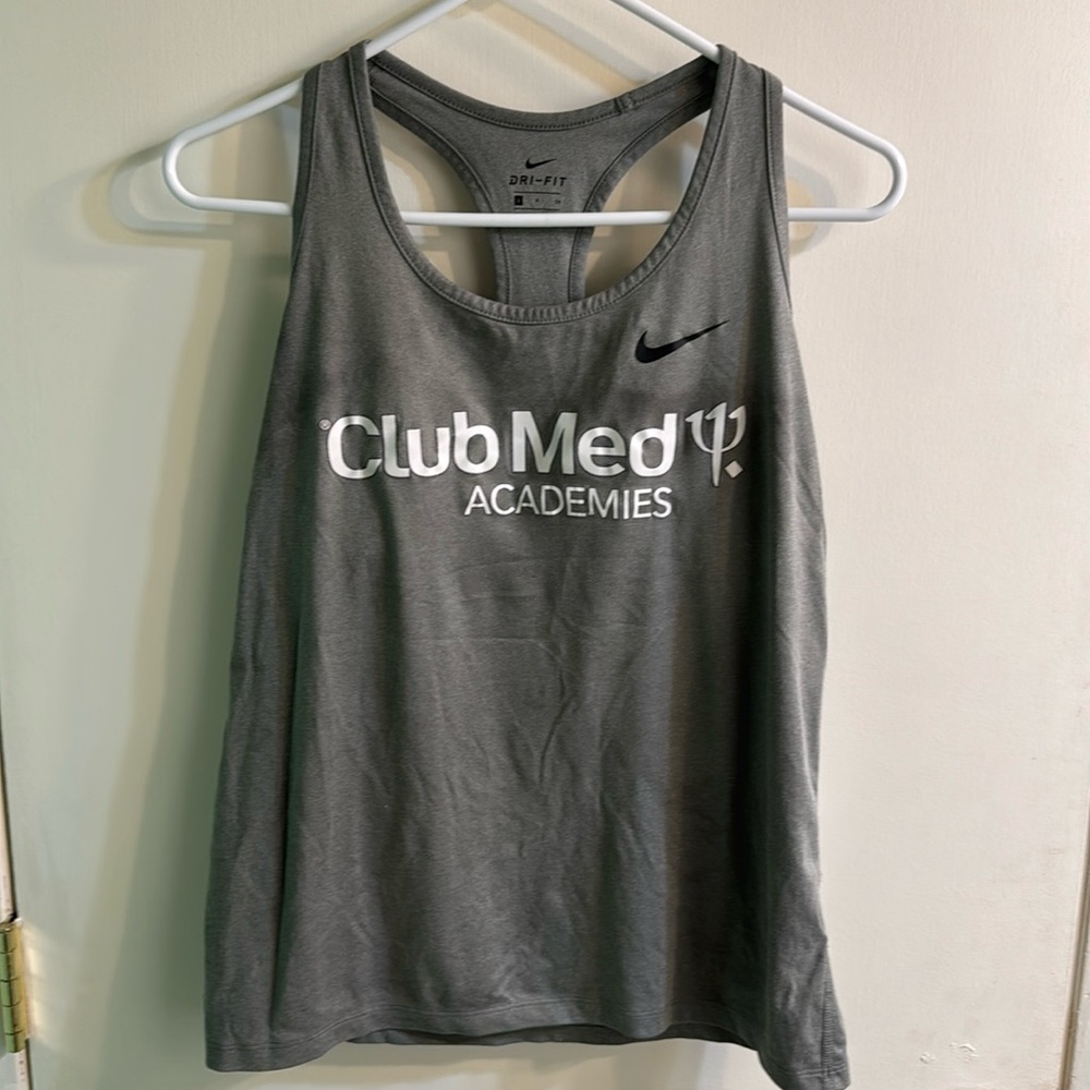 Nike Dri Fit Club Med Academies workout tank top size small